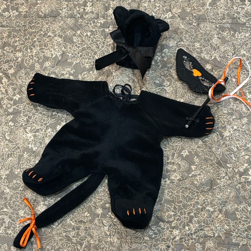 Muffy VanDerBear Black Cat 1988 Halloween Teddy Bear Costume